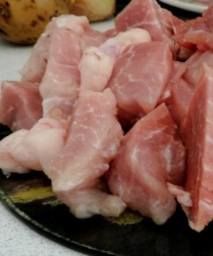 Азу из свинины с подливкой рецепт с фото пошагово